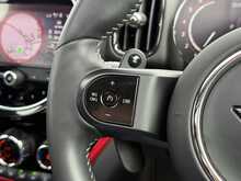 MINI Countryman John Cooper Works - U7358