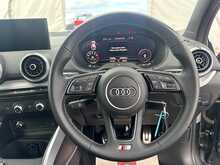 Audi Q2 TFSI CoD S line - U7364