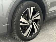Volkswagen T-Roc TSI R-Line - U7368