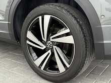 Volkswagen T-Roc TSI R-Line - U7368