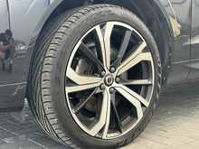 Volvo XC60 h T8 R-Design Pro - U7372