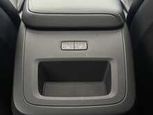 Volvo XC60 h T8 R-Design Pro - U7372