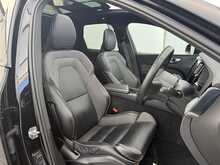 Volvo XC60 h T8 R-Design Pro - U7372