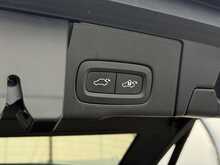 Volvo XC60 h T8 R-Design Pro - U7372