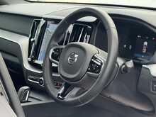 Volvo XC60 h T8 R-Design Pro - U7372