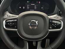 Volvo XC60 h T8 R-Design Pro - U7372