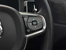 Volvo XC60 h T8 R-Design Pro - U7372