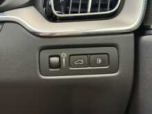 Volvo XC60 h T8 R-Design Pro - U7372