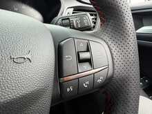 Ford Focus T EcoBoost MHEV ST-Line Edition - U7393