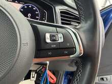 Volkswagen T-Roc TSI EVO R-Line - U7397