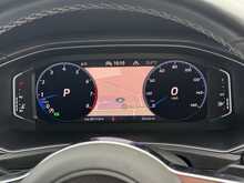 Volkswagen T-Roc TSI EVO R-Line - U7397
