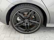 Mercedes-Benz A Class A35h MHEV AMG - U7398