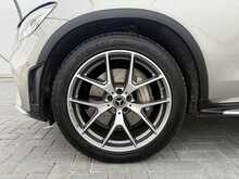 Mercedes-Benz GLC GLC300d AMG Line - U7399