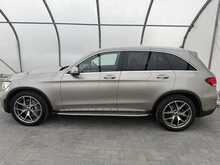 Mercedes-Benz GLC GLC300d AMG Line - U7399