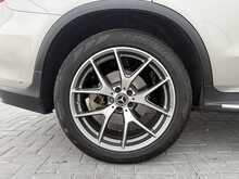 Mercedes-Benz GLC GLC300d AMG Line - U7399