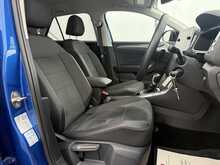 Volkswagen T-Roc TSI Style - U7401