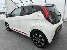 Toyota AYGO VVT-i x-trend - U7405