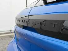 Peugeot 208 PureTech GT - U7407