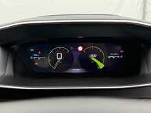 Peugeot 208 PureTech GT - U7407