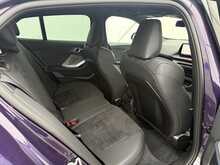 BMW 1 Series 120i MHT M Sport - U7427