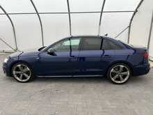 Audi A4 TDI Black Edition - U7452