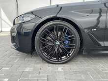 BMW 5 Series 520d MHT M Sport - U7470