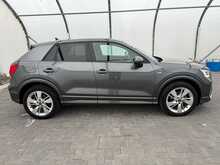 Audi Q2 TFSI CoD S line - U7471