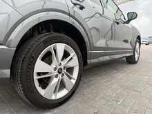 Audi Q2 TFSI CoD S line - U7471