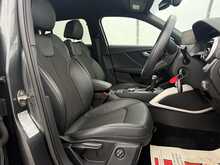 Audi Q2 TFSI CoD S line - U7471