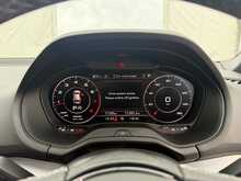 Audi Q2 TFSI CoD S line - U7471