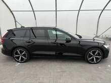 Volvo V60 B4 MHEV Ultra - U7473