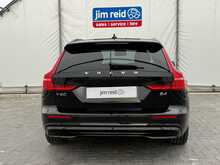 Volvo V60 B4 MHEV Ultra - U7473