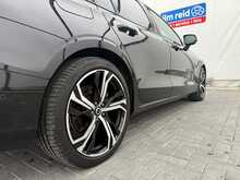 Volvo V60 B4 MHEV Ultra - U7473