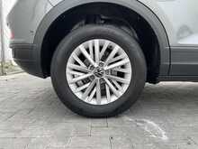 Volkswagen T-Roc TSI Life - U7485