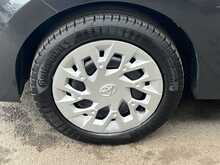 Toyota AYGO VVT-i x-play - U3218