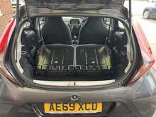 Toyota AYGO VVT-i x-play - U3218