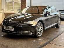 Skoda Superb TDI Laurin & Klement - U3241