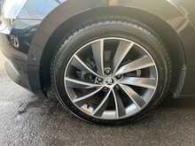 Skoda Superb TDI Laurin & Klement - U3241