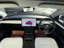 Tesla Model 3  - U3245