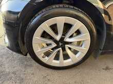 Tesla Model 3  - U3245