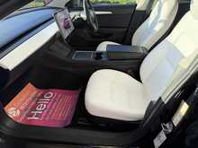 Tesla Model 3  - U3245