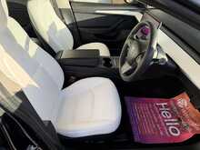 Tesla Model 3  - U3245