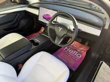 Tesla Model 3  - U3245