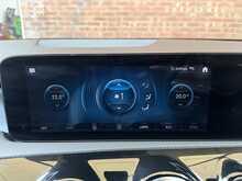 Mercedes-Benz A Class A180 AMG Line - U3250