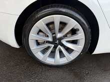 Tesla Model 3 Long Range - U3266