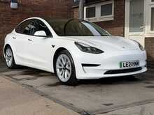 Tesla Model 3 Standard Range Plus - U3281