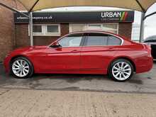 BMW 3 Series 330i Luxury - U3291