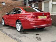 BMW 3 Series 330i Luxury - U3291