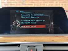 BMW 3 Series 330i Luxury - U3291