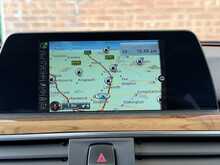 BMW 3 Series 330i Luxury - U3291